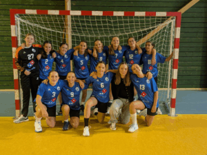 U15
